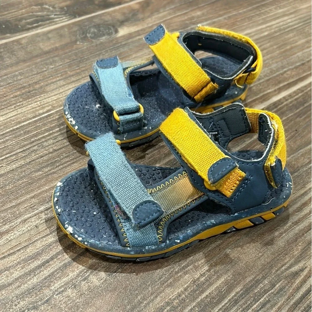 Boys Size 8 Toddler Blue Yellow‎ Strappy Sporty Sandals